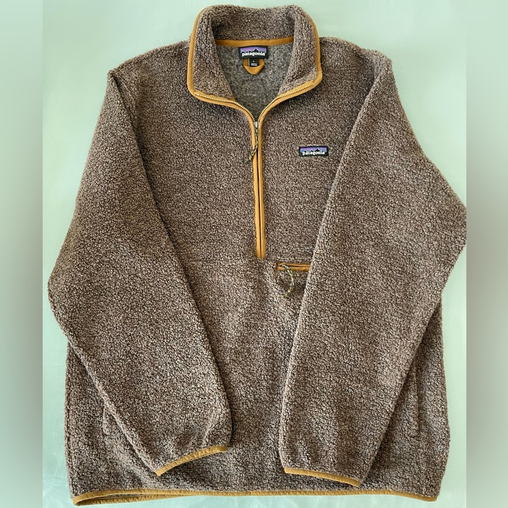 Patagonia Men's Zip 1/2 Pullover Sweater in Brown
